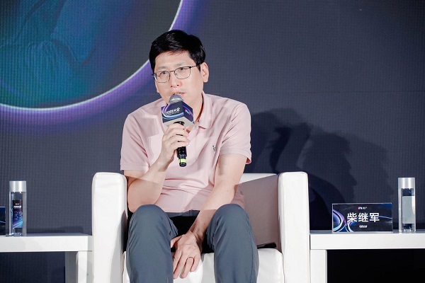 凯发科技：2024“光创大会”：AI浪潮袭来变还是不变？(图7)