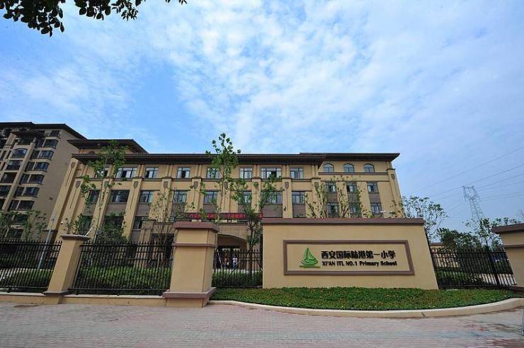K8·凯发科技：2024租售中心中国五矿金融贸易中心环境loftVR看房样板间(图9)