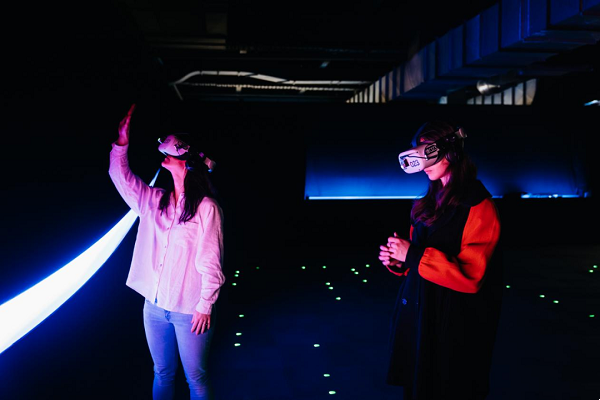 VR大空间活动展览﹑VR大空间合作找深圳领潮公司！(图4)