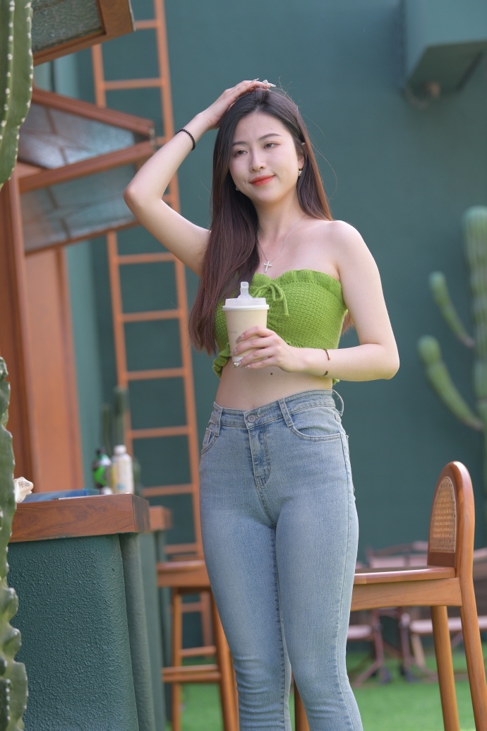 生物课老师拿校花做繁殖实验
