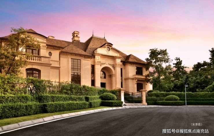 成都「保利拉菲庄园」置业指南：房价趋势权威解读明星户型VR实景沉浸体验黄金地段教育医疗商业全配套解析+一对一顾问咨询(图5)